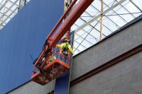 افزایش سرعت پروژه‌های صنعتی با استفاده از ساندویچ پانل